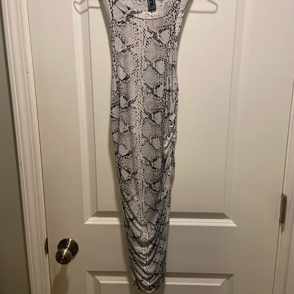 Bodycon cinch dress